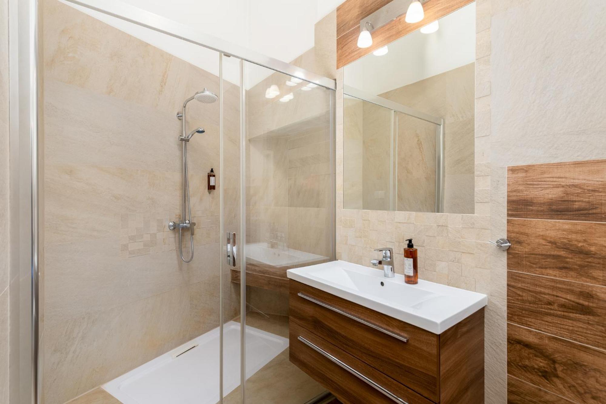 Miodowa Boutique Residence クラクフ エクステリア 写真